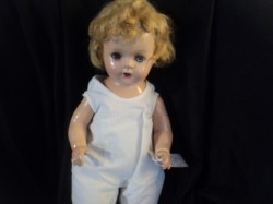 17'' BLONDE 30S COMPO / CLOTH BODY ORIGINAL MAMA DOLL, TEETH